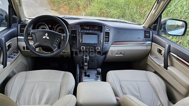 Mitsubishi Pajero 2008, 184,000 km - 3.0 л - Bakı