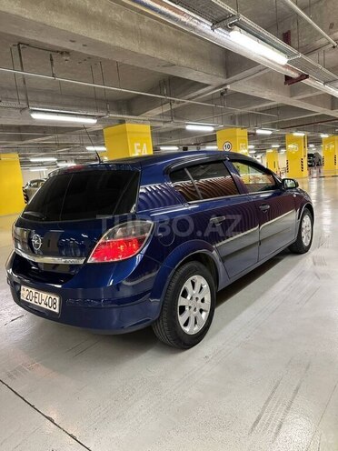 Opel Astra 2009, 320,000 km - 1.4 l - Gəncə