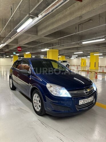 Opel Astra 2009, 320,000 km - 1.4 l - Gəncə
