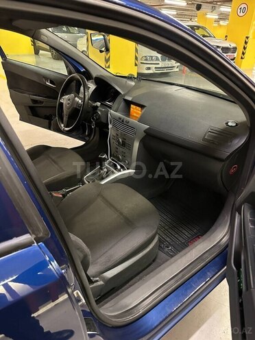 Opel Astra 2009, 320,000 km - 1.4 l - Gəncə