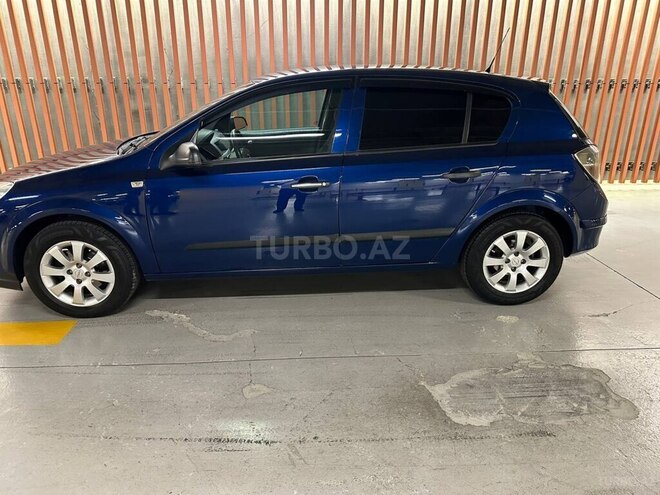 Opel Astra 2009, 320,000 km - 1.4 l - Gəncə