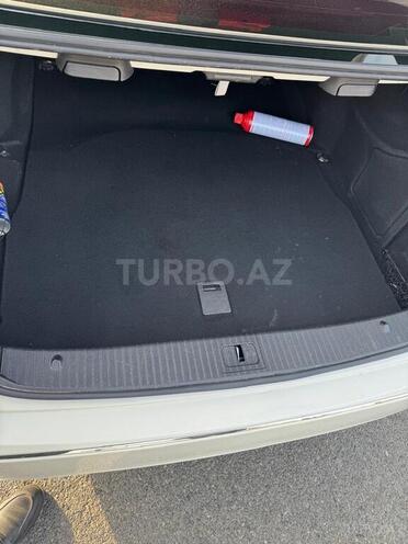 Mercedes E 250 2012, 174,000 km - 1.8 l - Kürdəmir