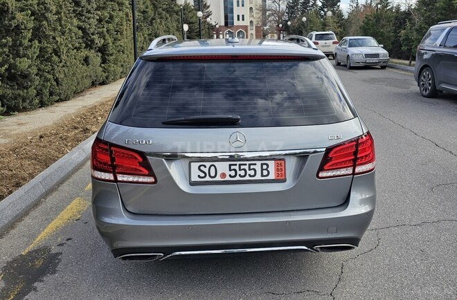 Mercedes E 220 2014, 164,500 km - 2.1 l - Bakı