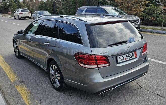 Mercedes E 220 2014, 164,500 km - 2.1 l - Bakı