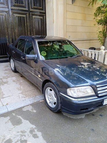 Mercedes C 180 1996, 430,000 km - 1.8 л - Yevlax