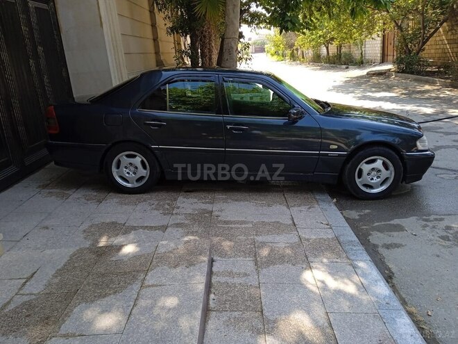 Mercedes C 180 1996, 430,000 km - 1.8 л - Yevlax
