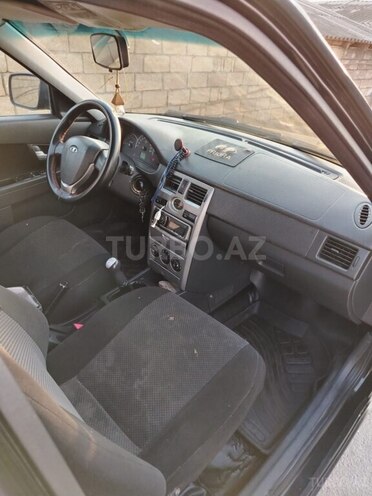 LADA (VAZ) Priora 2013, 244,000 km - 1.6 л - Horadiz