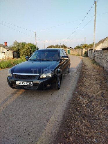 LADA (VAZ) Priora 2013, 244,000 km - 1.6 л - Horadiz
