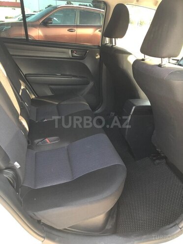Toyota Corolla Fielder 2018, 82,000 km - 1.5 l - Bakı