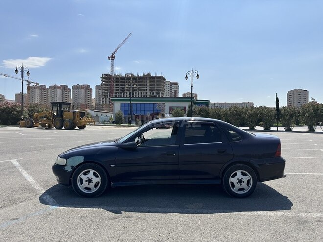 Opel Vectra 1996, 430,000 km - 2.0 l - Sumqayıt