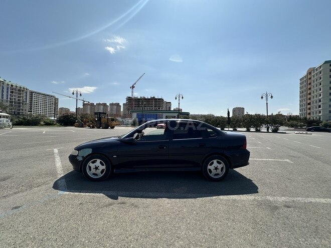 Opel Vectra 1996, 430,000 km - 2.0 l - Sumqayıt