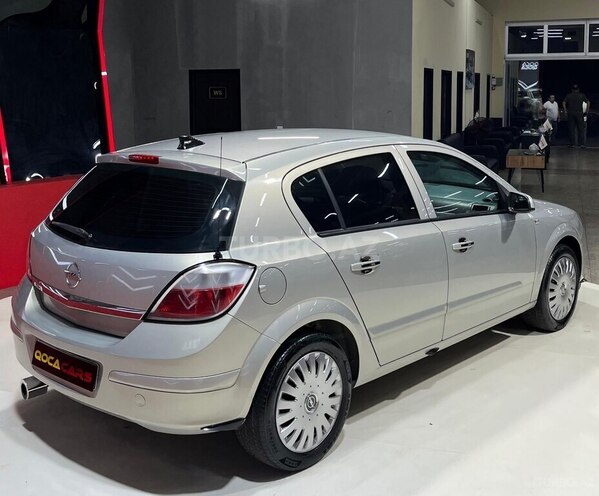 Opel Astra 2006, 250,000 km - 1.4 l - Sumqayıt
