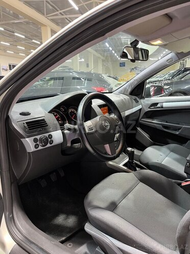 Opel Astra 2006, 250,000 km - 1.4 l - Sumqayıt
