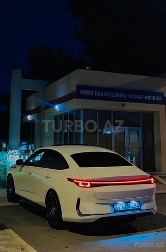 Changan Qiyuan A05 2025, 18,000 km - 1.5 л - Bakı