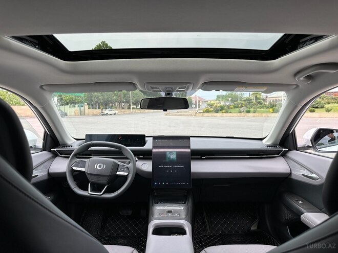 Changan Qiyuan A05 2025, 18,000 km - 1.5 л - Bakı