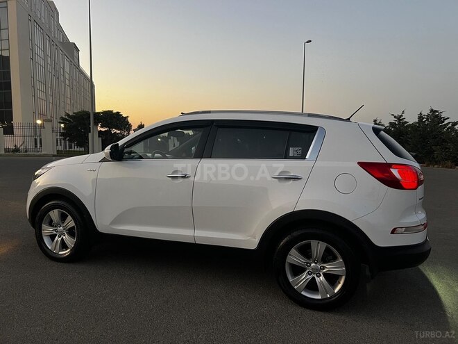 Kia Sportage 2011, 240,000 km - 2.0 l - Bakı