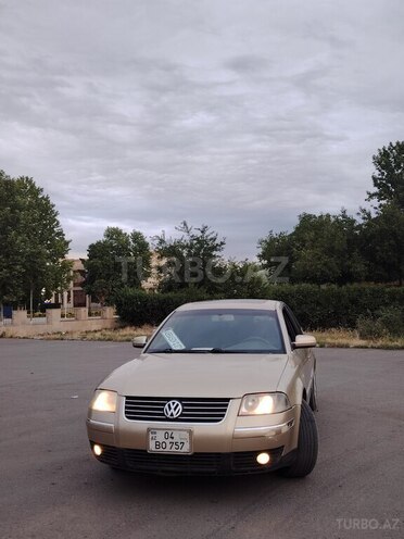 Volkswagen Passat 2001, 287,000 km - 2.8 l - Bərdə