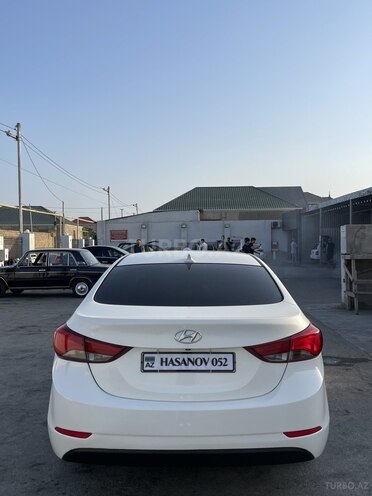 Hyundai Elantra 2015, 144,250 km - 2.0 l - Bakı