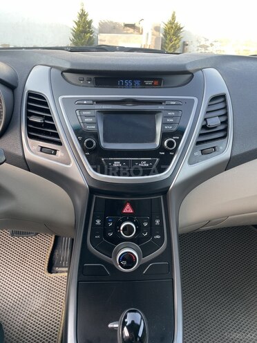 Hyundai Elantra 2015, 144,250 km - 2.0 l - Bakı