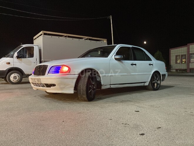 Mercedes C 180 1996, 500,000 km - 1.8 l - Füzuli