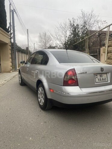 Volkswagen Passat 2003, 237,100 km - 1.8 l - Bakı