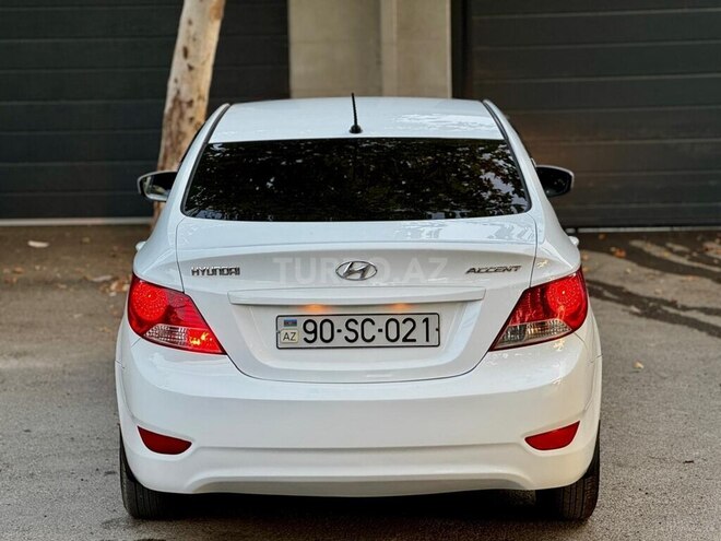 Hyundai Accent 2013, 215,000 km - 1.6 l - Bakı