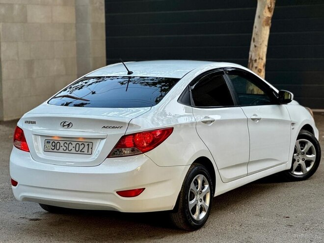 Hyundai Accent 2013, 215,000 km - 1.6 l - Bakı