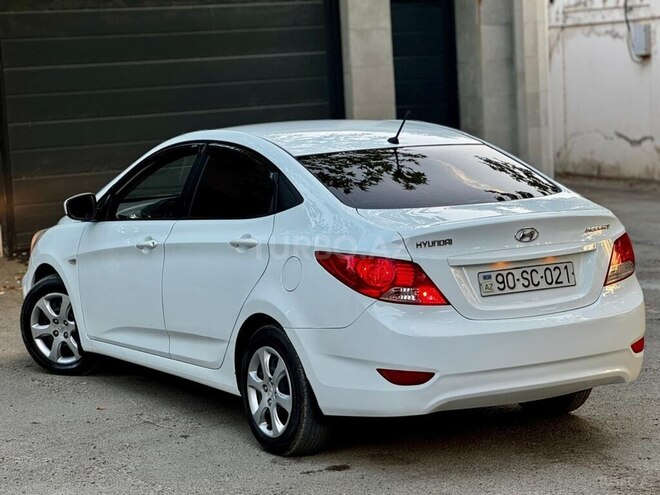 Hyundai Accent 2013, 215,000 km - 1.6 l - Bakı