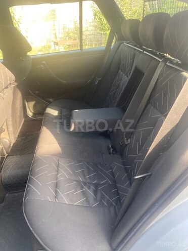 Mercedes C 220 2000, 375,952 km - 2.2 l - Bakı