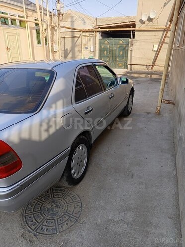 Mercedes C 220 1995, 452,885 km - 2.2 l - Xırdalan