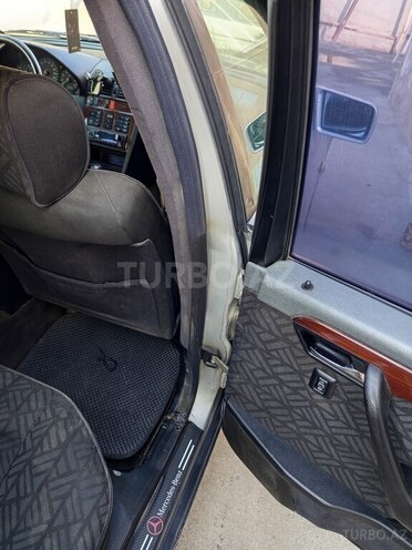 Mercedes C 220 1995, 452,885 km - 2.2 l - Xırdalan