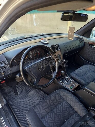 Mercedes C 220 1995, 452,885 km - 2.2 l - Xırdalan