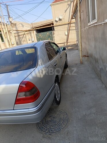 Mercedes C 220 1995, 452,885 km - 2.2 l - Xırdalan