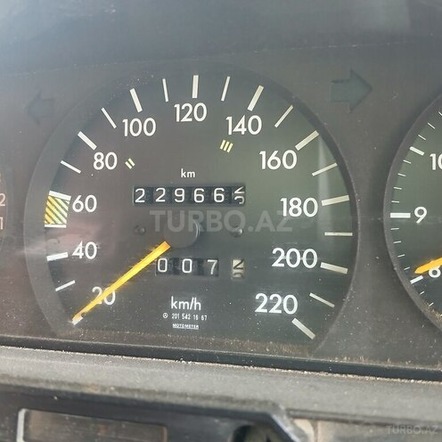Mercedes 190 1990, 222,456 km - 2.0 l - Masallı
