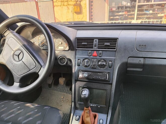 Mercedes C 180 1997, 368,000 km - 1.8 л - Bakı