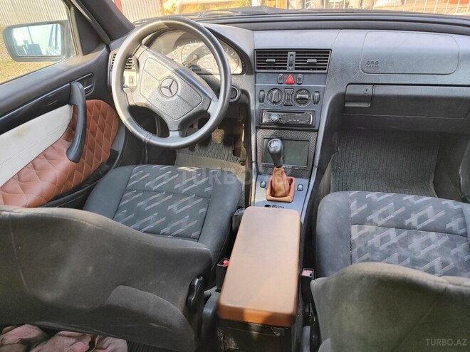 Mercedes C 180 1997, 368,000 km - 1.8 л - Bakı