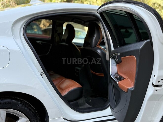 Volvo S60 2012, 247,000 km - 2.5 l - Bakı