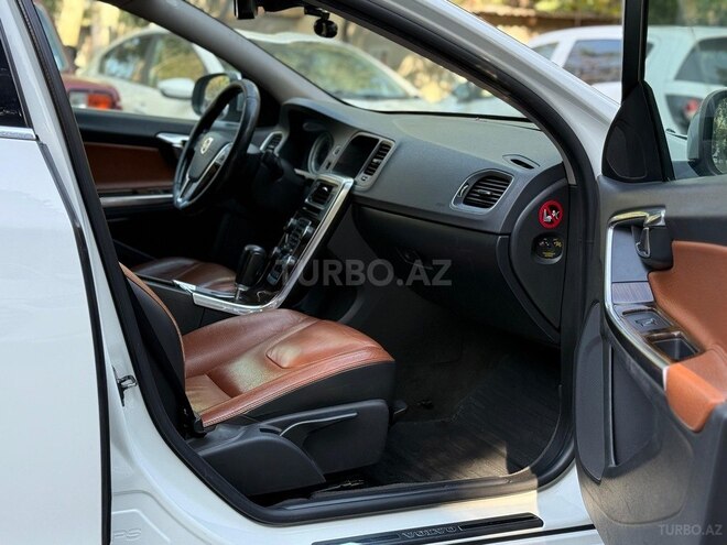 Volvo S60 2012, 247,000 km - 2.5 l - Bakı