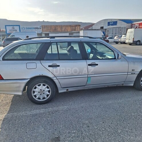 Mercedes C 220 1998, 508,224 km - 2.2 l - Babək