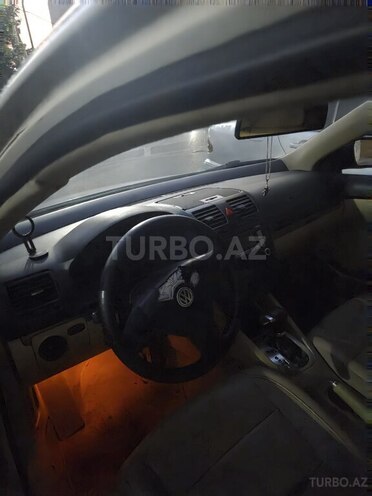 Volkswagen Jetta 2006, 350,000 km - 2.5 l - Bakı