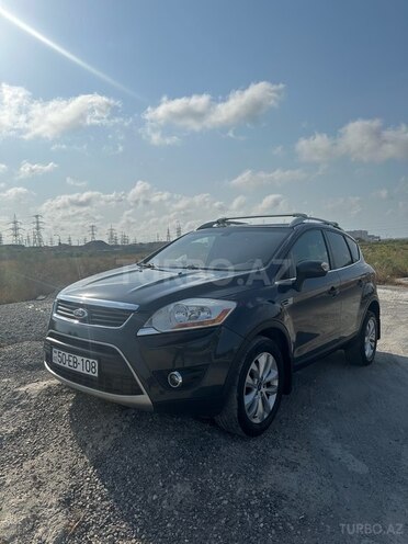 Ford Kuga 2012, 145,000 km - 2.5 l - Bakı