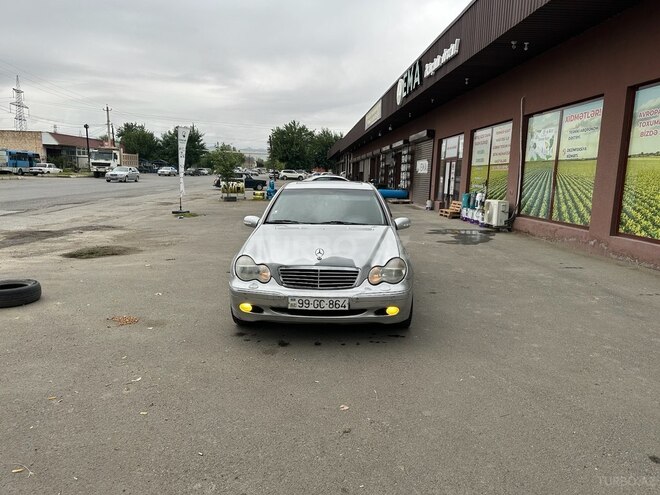 Mercedes C 200 2001, 350,000 km - 2.0 l - Bakı