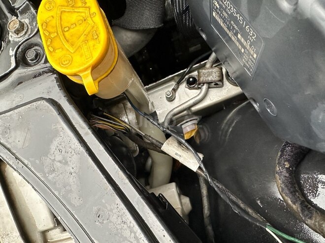 Mercedes C 200 2001, 350,000 km - 2.0 l - Bakı