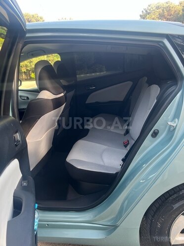 Toyota Prius 2018, 178,000 km - 1.8 l - Bakı