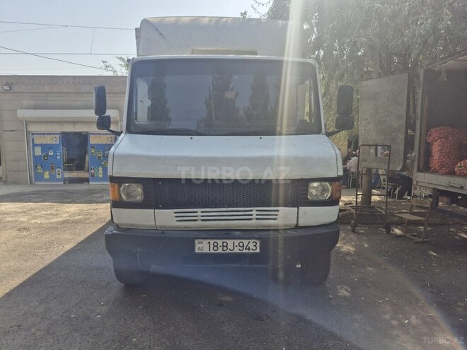 Mercedes 711 D 1991, 650,000 km - 4.0 l - Şirvan