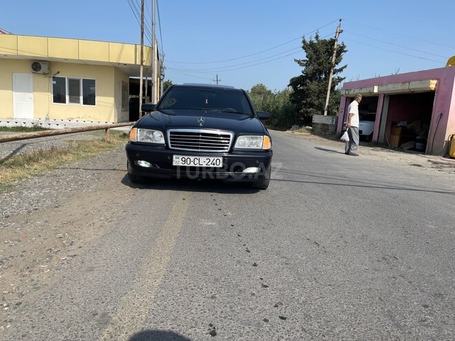 Mercedes C 240 1998, 320,000 km - 2.6 л - Salyan