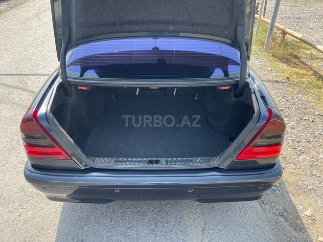 Mercedes C 240 1998, 320,000 km - 2.6 л - Salyan