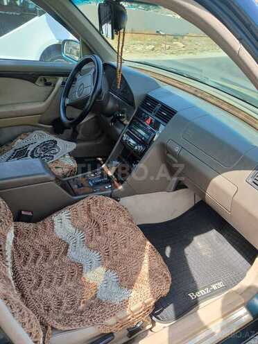 Mercedes C 220 1996, 379,000 km - 2.2 л - Bakı