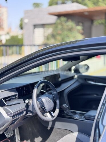 Toyota Camry 2024, 11,000 km - 2.0 л - Bakı