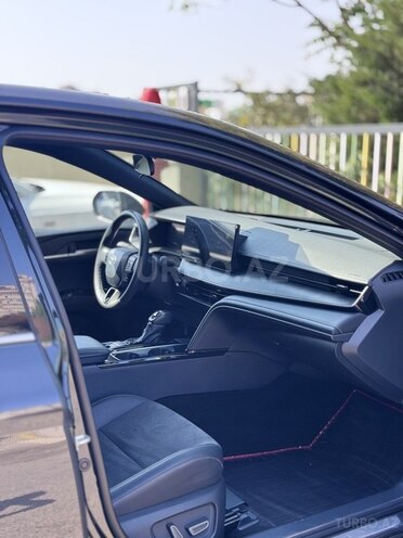 Toyota Camry 2024, 11,000 km - 2.0 л - Bakı